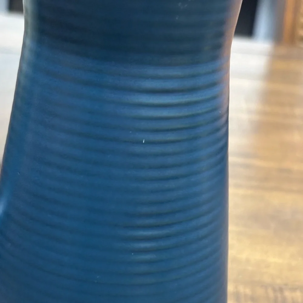 Crate&barrel blue and beige ceramic ribbed candle holder